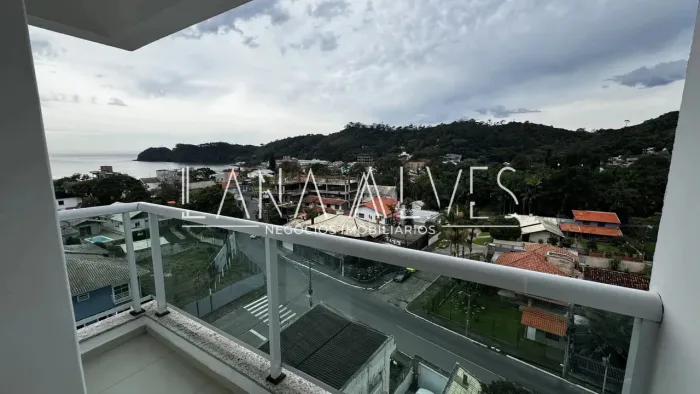 Apartamento com 3 Quarto(s) e 4 banheiro(s) para Alugar, 126 m² por R$ 7800 / Mês