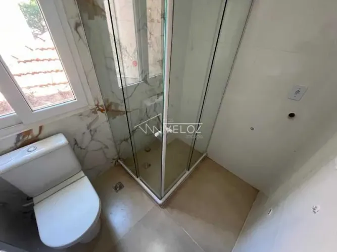 Sala - / Comercial / Centro