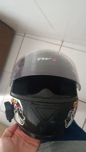 Capacete fw3 pouco usado