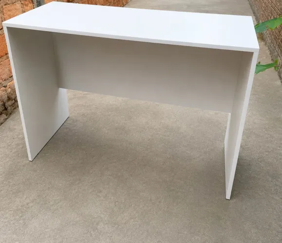 Mesa/Escrivaninha em MDF, SEM GAVETA em promoção. tamanho 1.10x48x76 9?8?1?1?0?2?7?2?9?