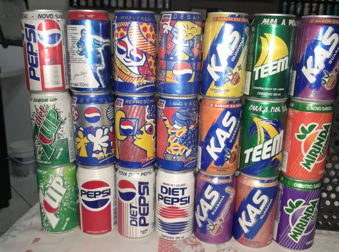 Colecao de latas antigas pepsi