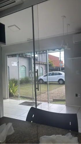 Alugo espaço comercial/loja 
