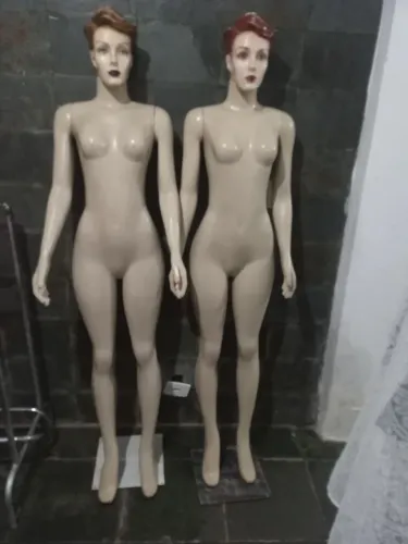 Manequins