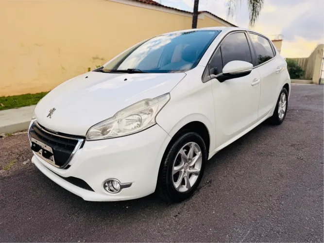 Peugeot 208 Active Pack 1.6 Flex 16V 5P Aut. 2015