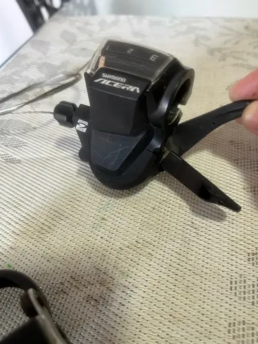 Trocador Shimano e cambio