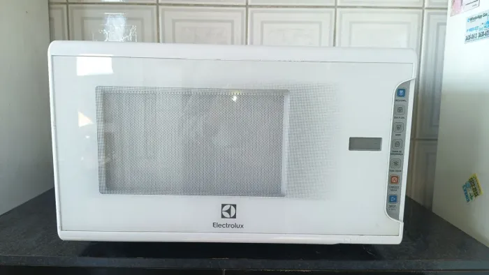 Micro-ondas Eletrolux 31 Litros 127v Moderno