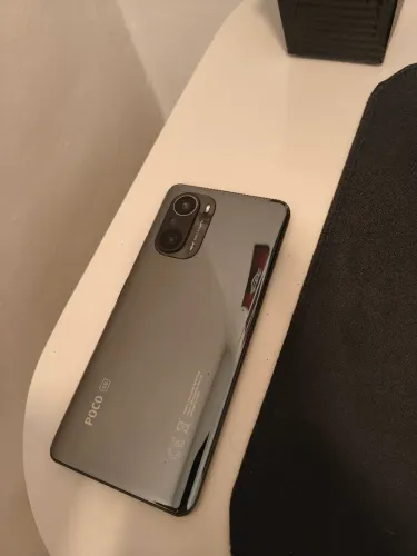 POCO F3