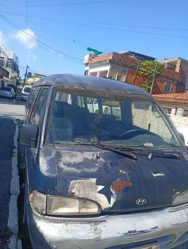 Hyundai H100 SPR Diesel (15 Lugares) 1997
