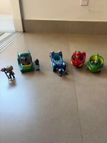 Brinquedos dos PJ Masks