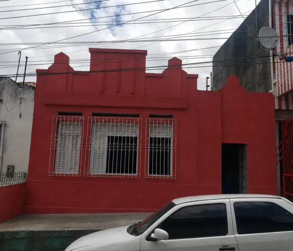 CASA NO CENTRO DE NAZARÉ DA MATA