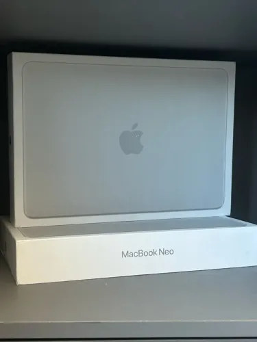 MacBook neo 256GB