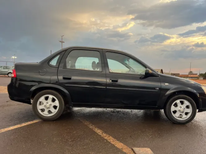 Chevrolet Classic Life/ls 1.0 VHC Flexp. 4P 2011
