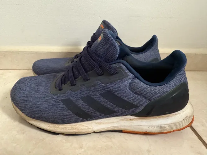 Tênis de corrida Adidas