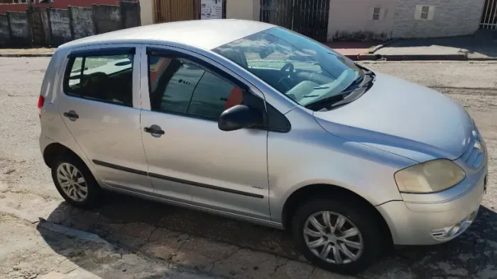 Volkswagen Fox Plus 1.0mi/ 1.0mi Total Flex 8V 4P 2006