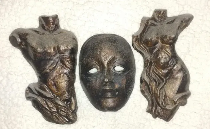 Esculturas de parede