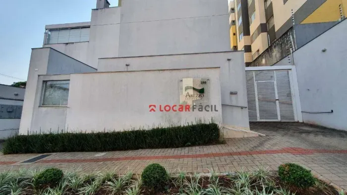Apartamento com 1 dormitório para alugar, 30 m² por R$ 1.290,00/mês - Zona 07 - Maringá/PR