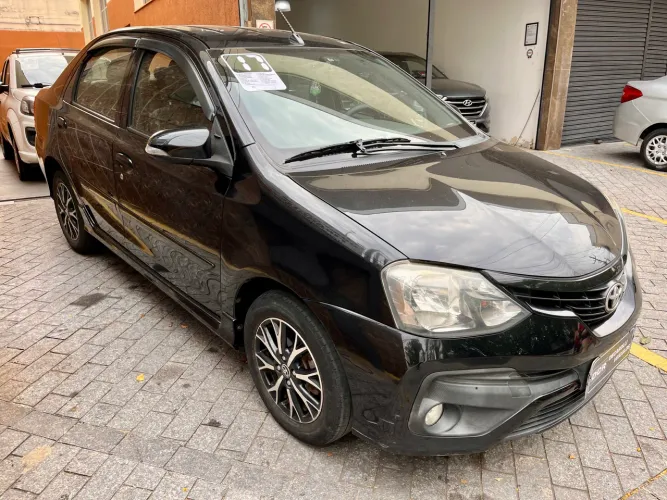 Toyota Etios Platinum Sed. 1.5 Flex 16V 4P Aut. 2017