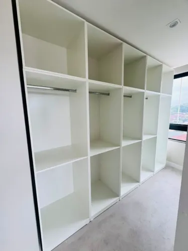 Guarda roupas e Closets módulados 100% MDF