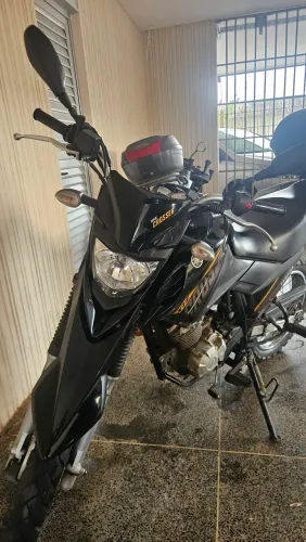 Crosser Z 2019 muito nova