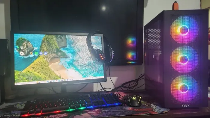 Vendo  Pc Gamer Completo 2eletro Player Intel Core I5 16gb Ram Placa De Vídeo Geforce 4g