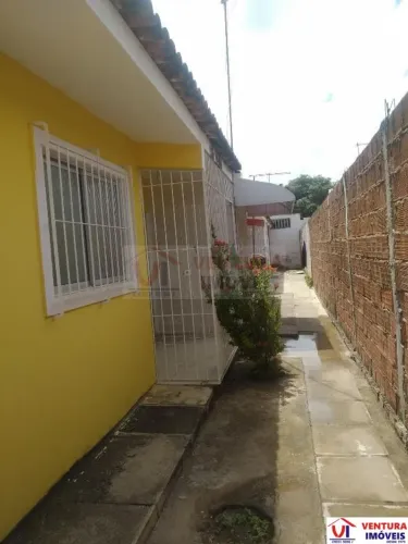 Casa à Venda em Fragoso