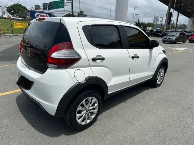 Fiat Mobi Like 1.0 Fire Flex 5P. 2021