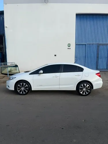 Honda Civic Sedan LXR 2.0 Flexone 16V Aut. 4P 2016