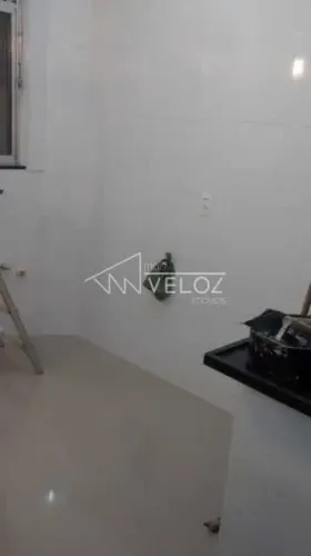 Kitnet/Conjugado - / Residencial / Santa Teresa