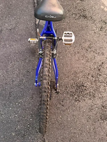 Vende-se bike aro 26,em ótimo estado,seminova,quadro da Raio,so pegar e ser feliz.