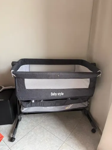 Berço portátil Co-bed com mosquiteiro integrado 