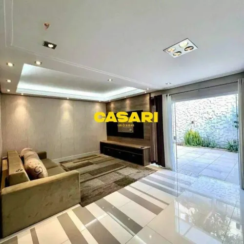 Casa à venda com 4 dormitórios e 238 m² no Demarchi - São Bernardo do Campo/SP