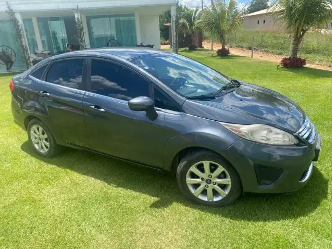 Ford Fiesta Sedan SE 1.6 16V Flex 4P 2011