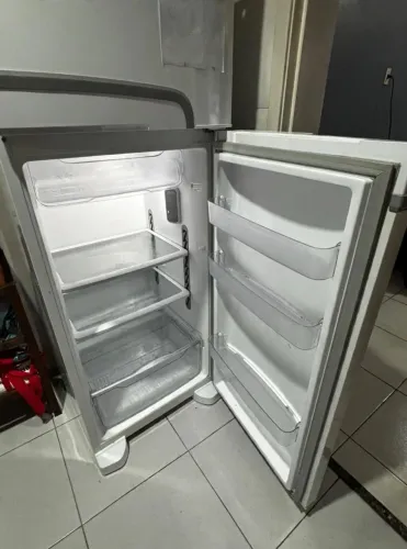 Geladeira cônsul