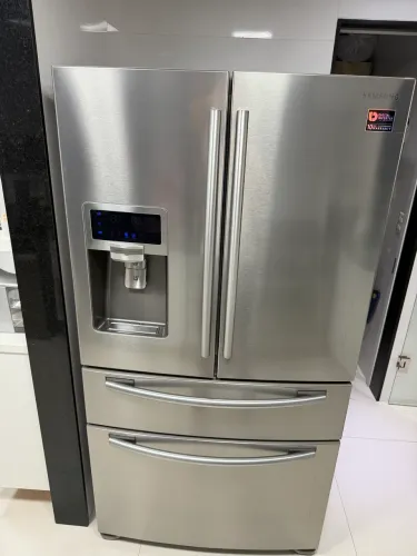 Geladeira SAMSUNG NOVÍSSIMA 