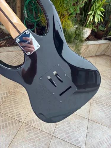 Guitarra Ibanez