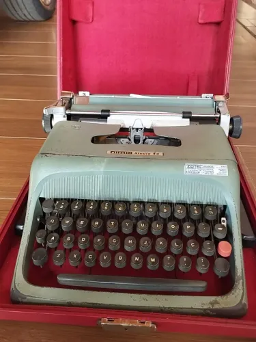 Máquina de escrever 