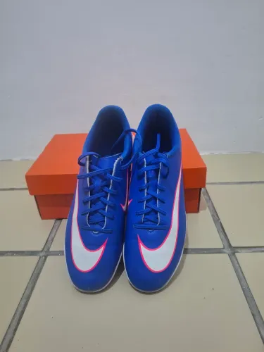 Chuteira society Nike mercurial Vapor