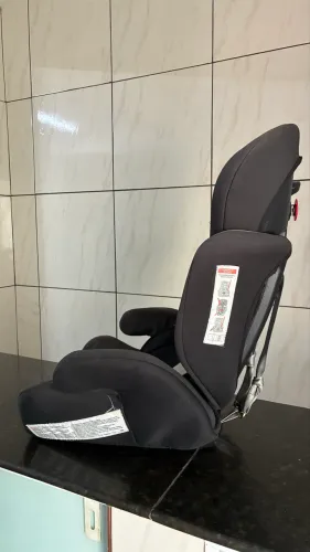 Cadeirinha para criança - carro