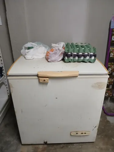 FREEZER HORIZONTAL FUNCIONANDO PERFEITAMENTE BEM BORRACHA NOVA DO FREEZER