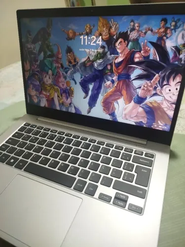 O Notebook Samsung Galaxy Book Go (14" Snapdragon 7c Gen 2 4GB 128GB)