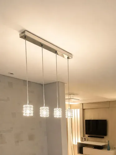 Luminária 4 pendentes