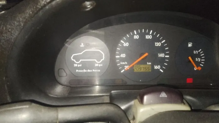 Volkswagen Gol Geração III Plus 1.0 MI 16V Gasolina Mec. 2P 2004