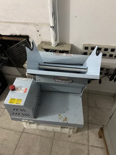 Cilindro Elétrico Mesa Industrial Massa Pastelpãopizza 220v