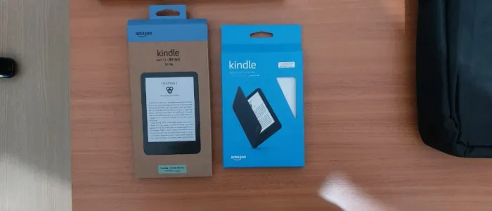 Kindle 16 GB (Geração mais recente) - verde + Case original Amazon