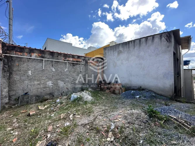 Conj. de 06 kitnets 40m² a venda no HELIOPOLIS - Sala com cozinha integrada -quarto com su