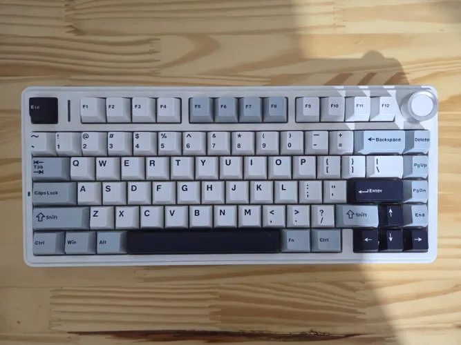 Teclado Mecânico Gamer Sem Fio AULA F75 RGB