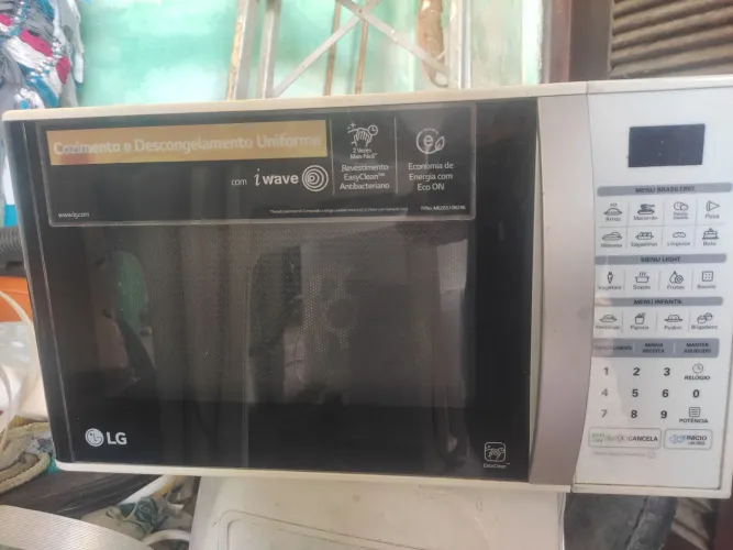 Microondas LG 23 litros 