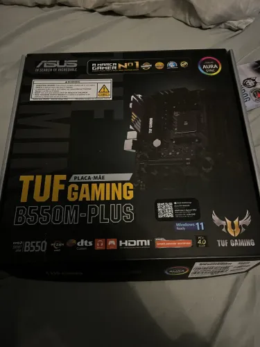 Placa Mãe ASUS TUF GAMING B550M PLUS nunca usada