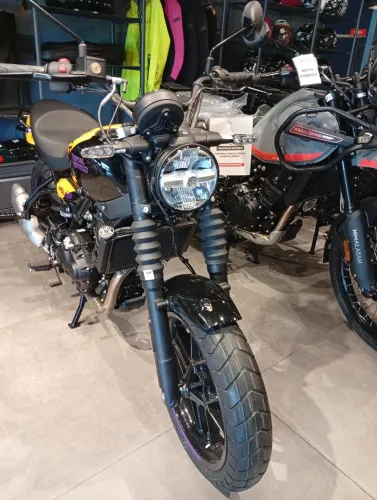 GUERRILLA 450 