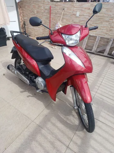 Biz es 125 com partida troco.